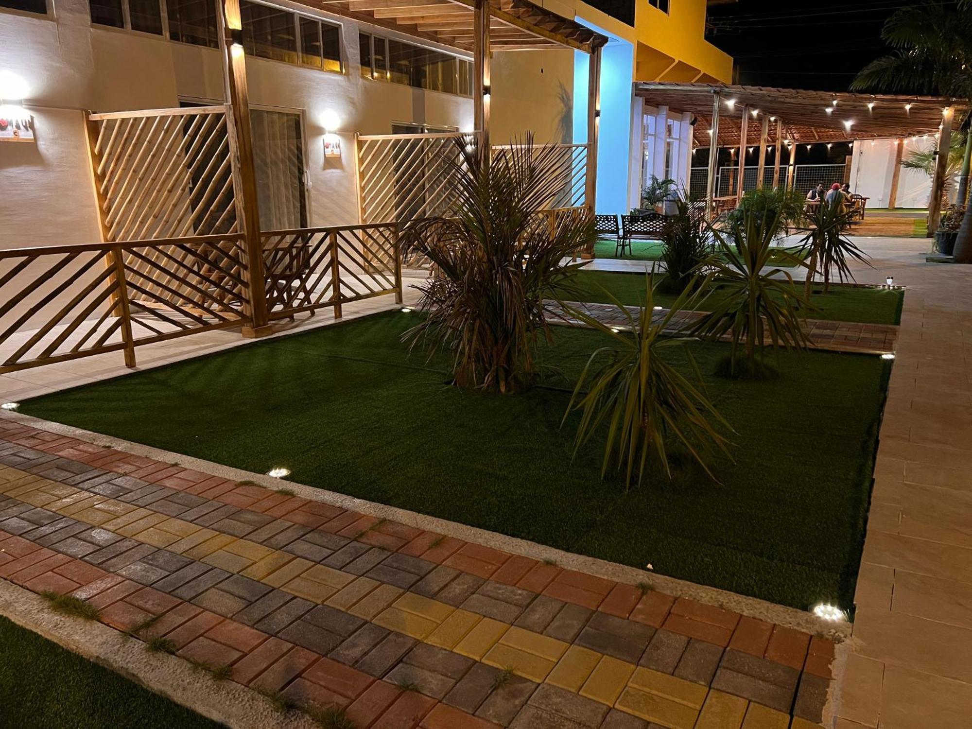 Ohana Beach Hotel 普拉亚斯 外观 照片